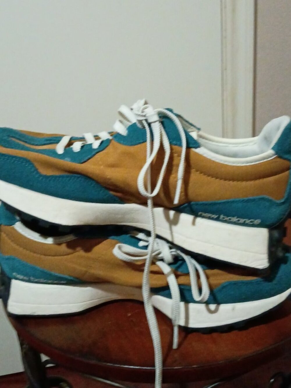 New Balance 327 Womens Size 11 Comfort Lifestyle Sneaker Mountain Teal Workwear - Picture 11 of 13